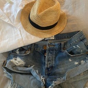 One teaspoon Jean cut off style shorts size 27